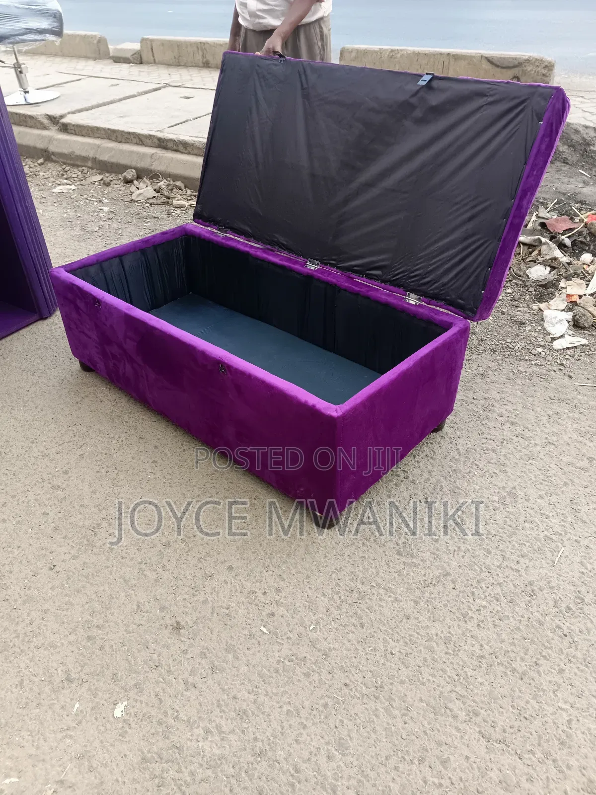 Ottoman With Storage Unit or Waiting Couch