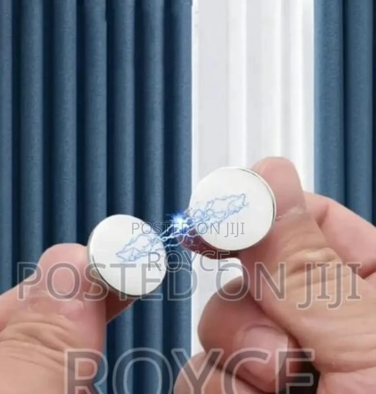 Magnetic Curtain Closures- 3 Pairs