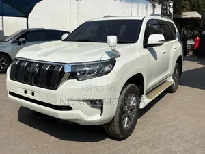 Toyota Land Cruiser Prado 2019 White
