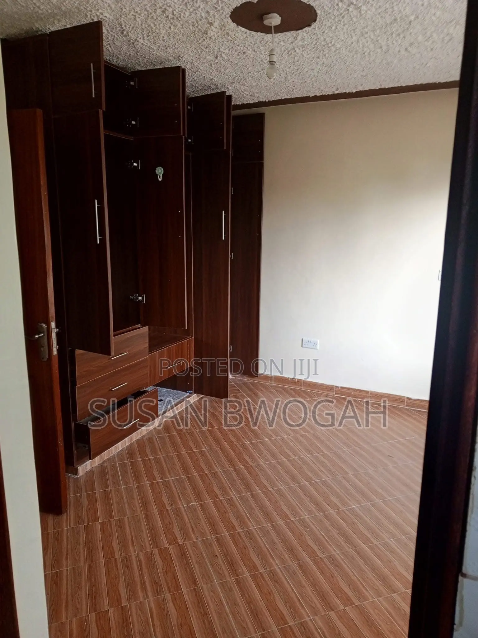 3bdrm Apartment in Zambezi for rent