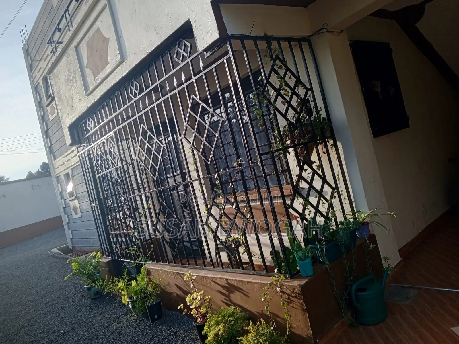 3bdrm Apartment in Zambezi for rent