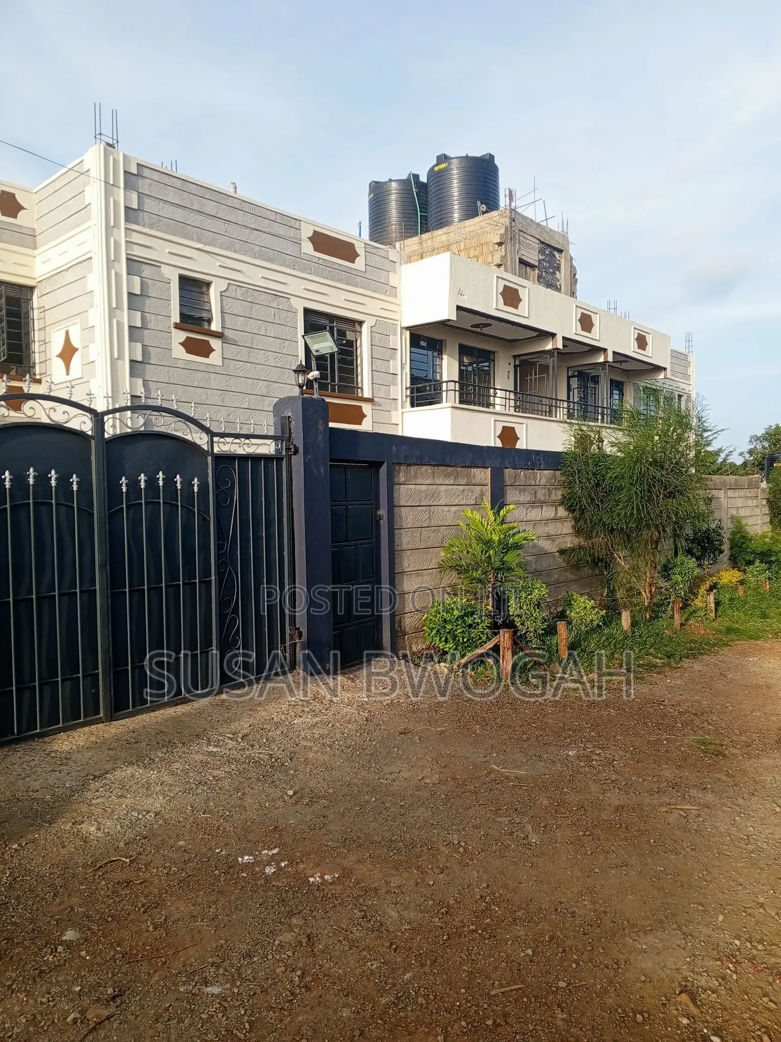 3bdrm Apartment in Zambezi for rent