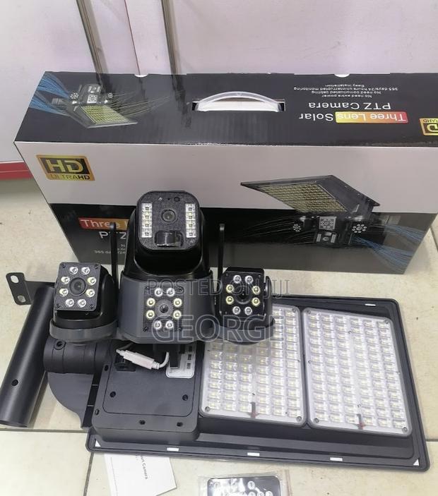 New V380 Solar 4g Streetlight Tripple Camera