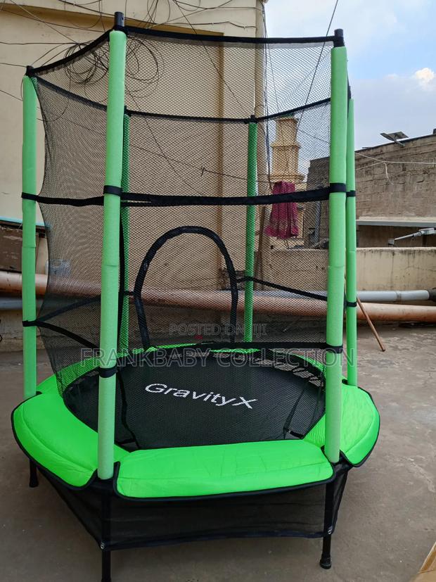 Happy Bouncing Trampoline