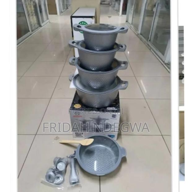 Bosch 11pc Cookware With Silicone Lid Covers