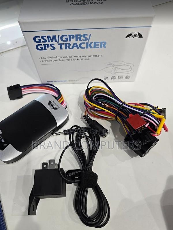 Tk 303f/G GPS Tracker for Vehicles 2g Truck Fleet Car