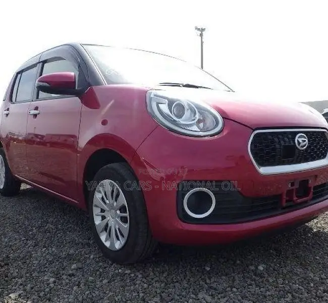 Daihatsu Boon 2018 Red