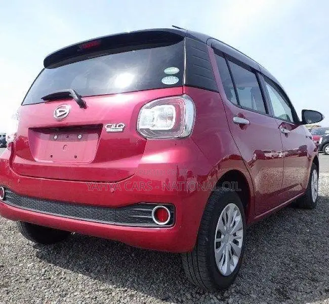 Daihatsu Boon 2018 Red