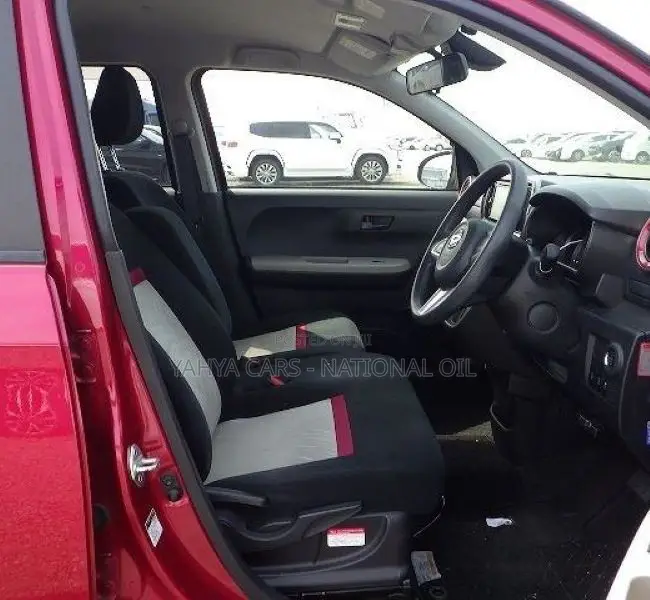 Daihatsu Boon 2018 Red