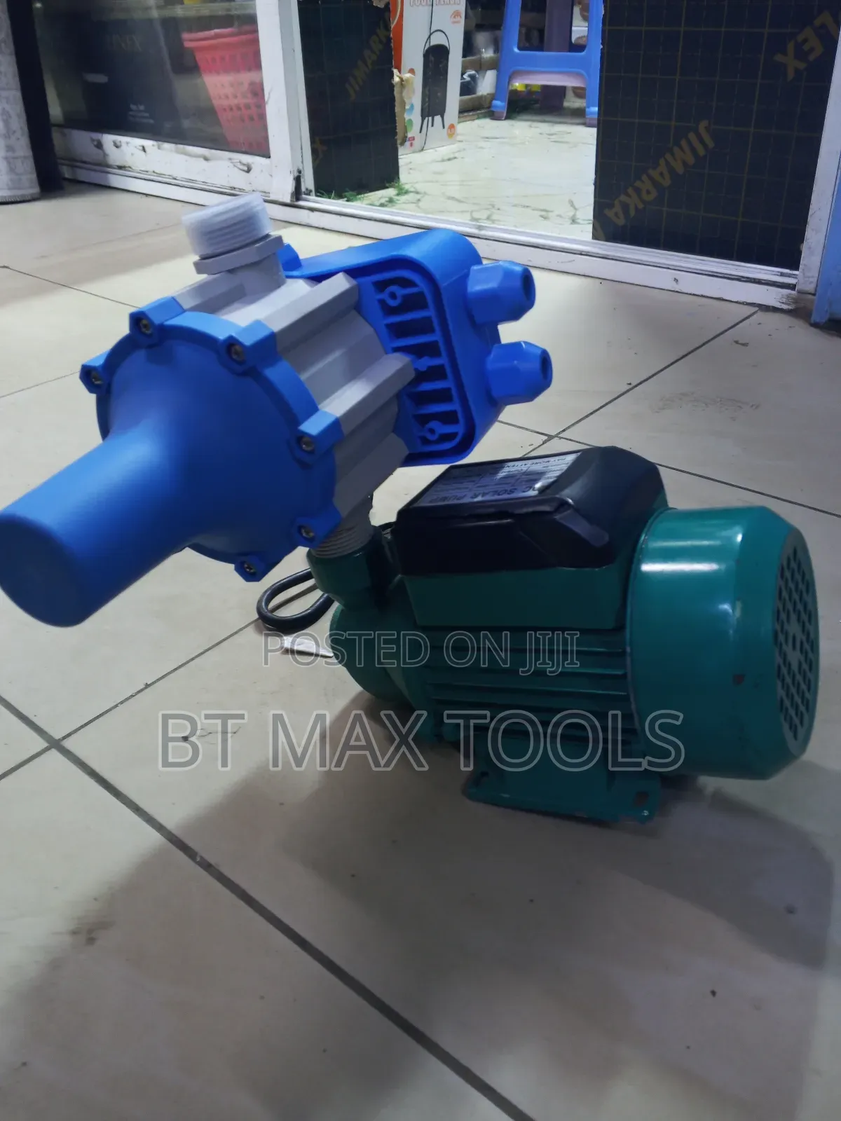 Automatic Pump Control With a Dc Booster Pump
