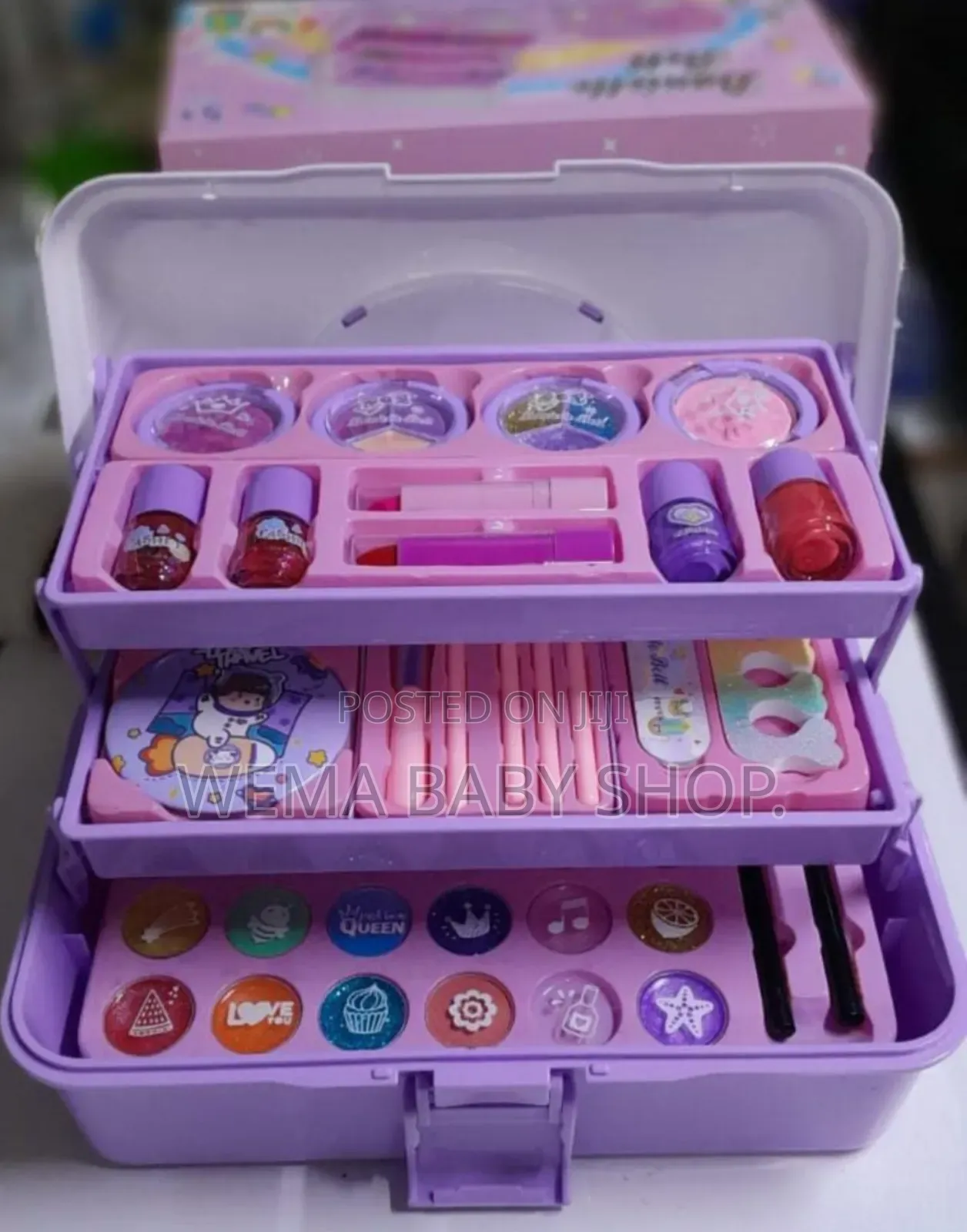 Kids Danielle Bell Makeup Kit