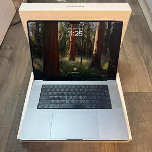 Laptop Apple MacBook Pro 2021 M1 16GB Apple M1 Pro SSD 1T