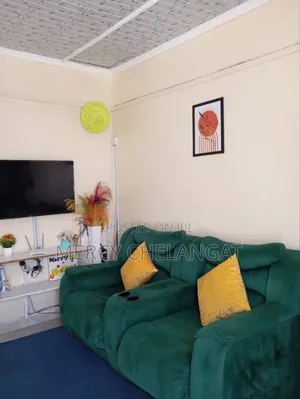 Studio Airbnb in Nakuru Town, Near Library
