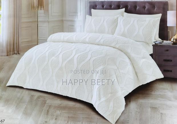 Tufted Duvetcover , One Fitted Sheet and Four Pillowcases - thumbnail 6