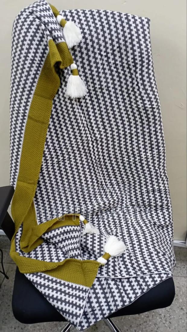 * Nordic Sofa Cover Cotton - Knitted With Tassels End* - thumbnail 2