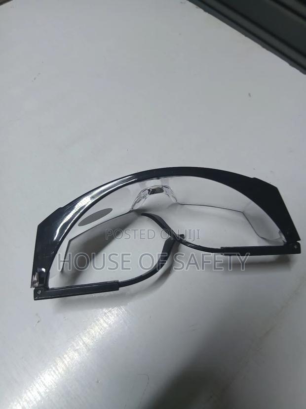 Industrious Goggles - main view