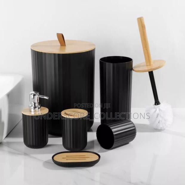 In Luxury Bathroom Accessories Set With Bamboo Lid - thumbnail 4