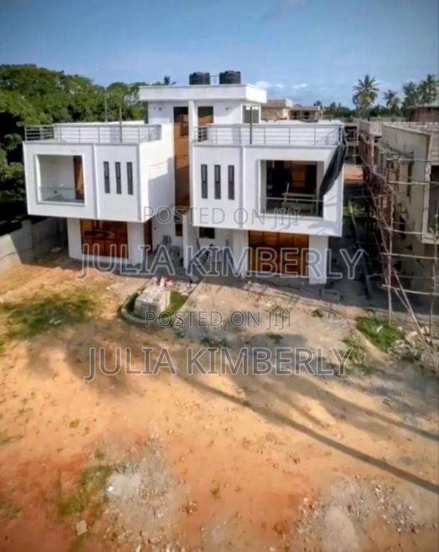 3bdrm Villa in Mtwapa for sale - main view