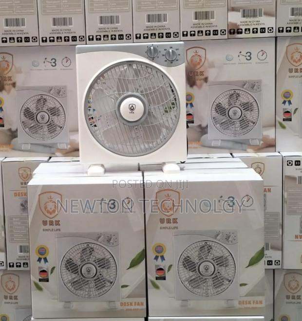 Urk Box Desk Fan