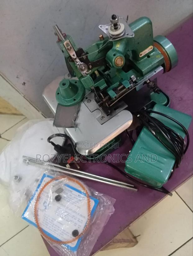 Commercial Overlock Machine With Table - main view