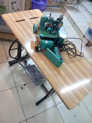 Complete Overlock Machine With Table and Motor