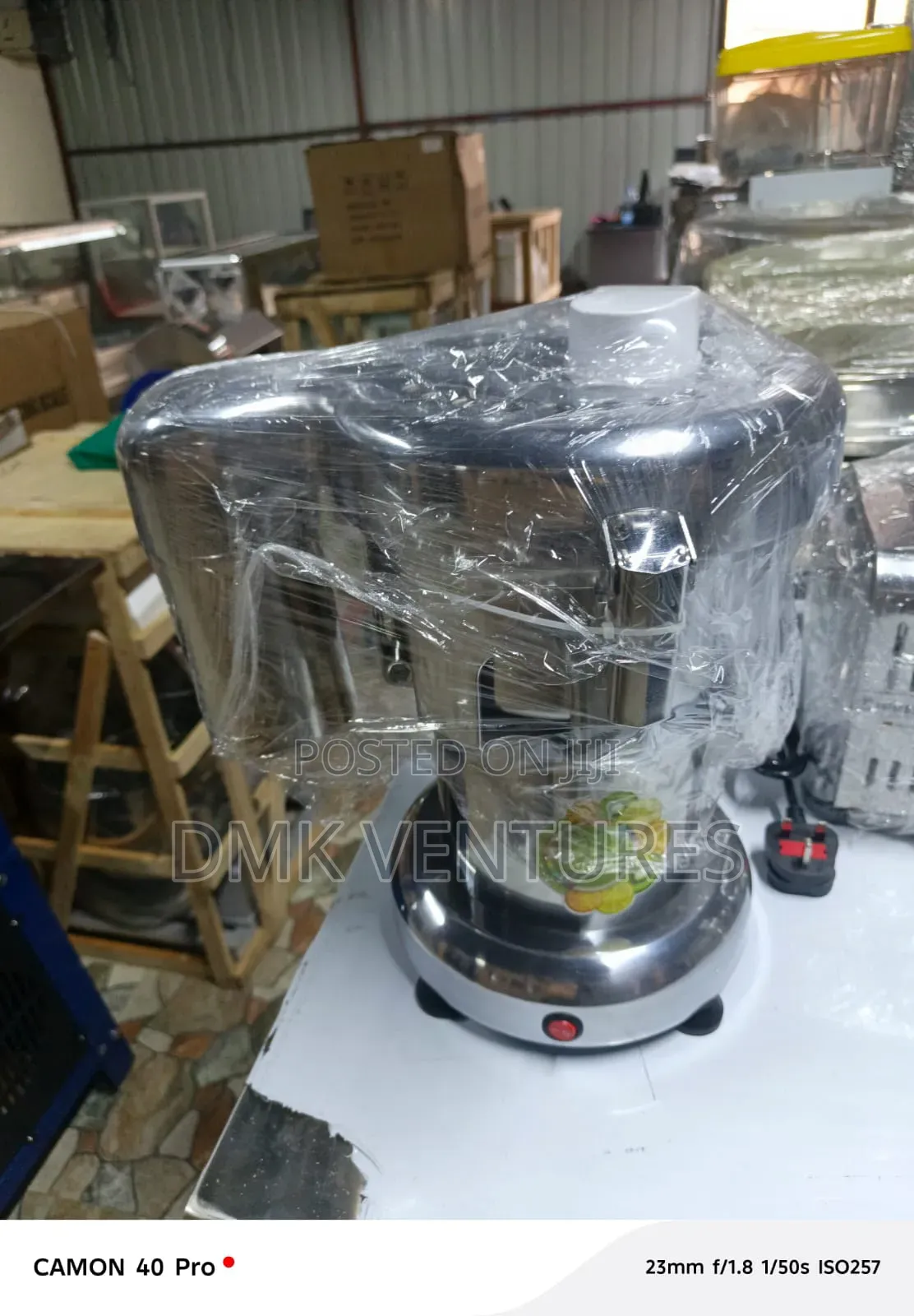 Classic Modern Juicer