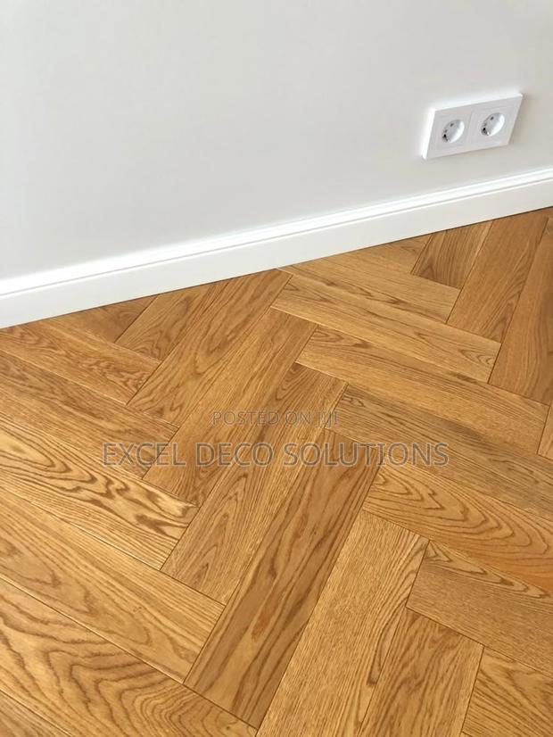 Herringbone Vinyl Flooring – Luxury Finish, Strong Protection
