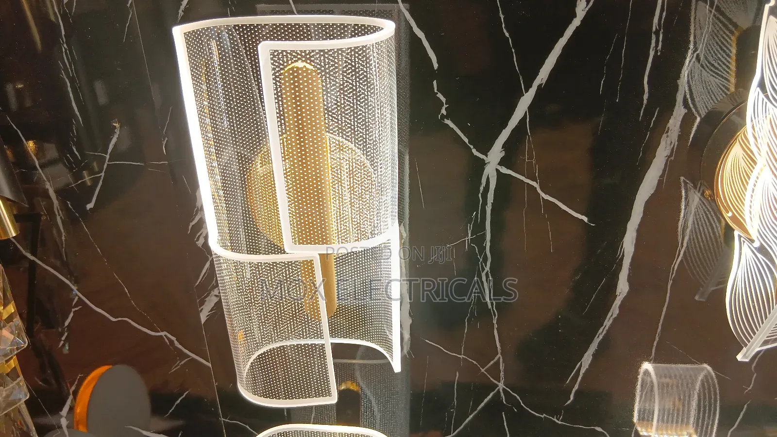 Sunrays Uplight Wall Light