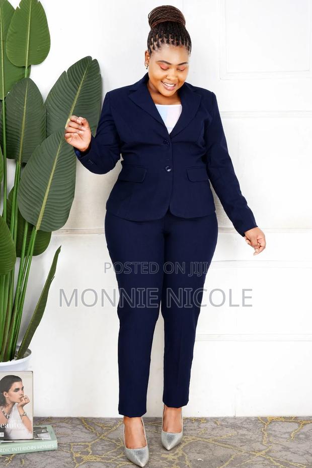 Black Office Trouser Suit - thumbnail 3