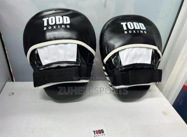 Boxing Hand Mitts Heavy Duty Punching Target Pads