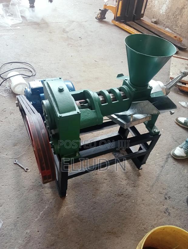Electric Oil Extractor Machine