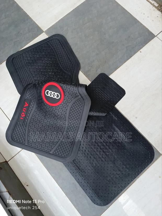 Full Set Audi Rubber Car Floor Mats 5pcs - main view