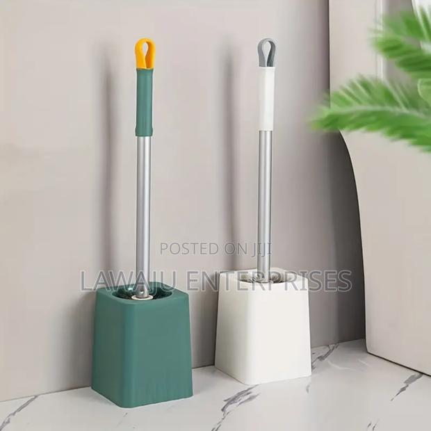 Toilet Cleaning Brush - main view