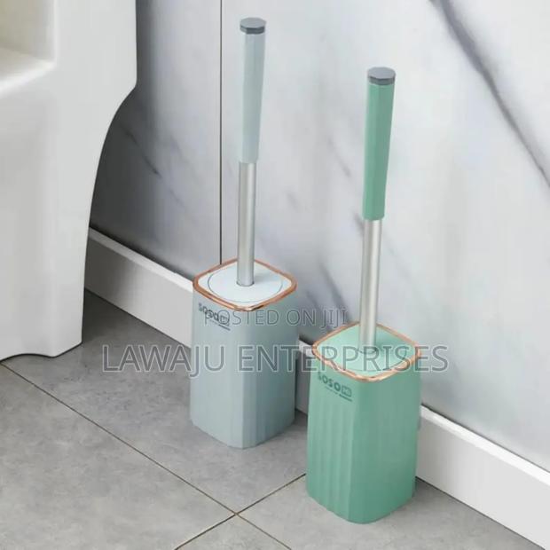 Toilet Cleaning Brush - main view