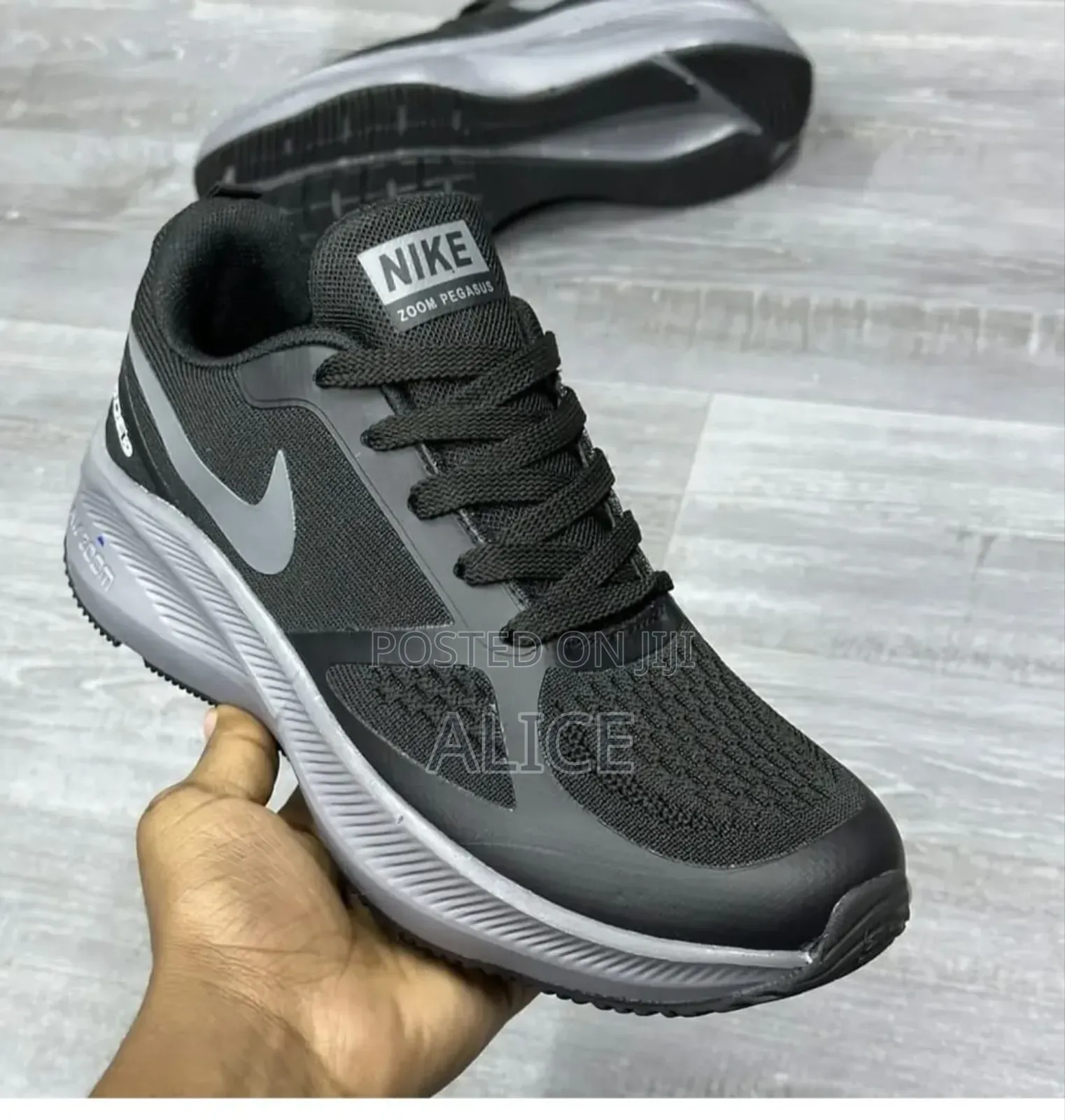 Nike Zoom Sneakers