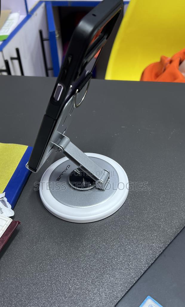 Calus Phone Stand - thumbnail 4