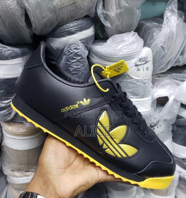 Adidas Somoa - main view