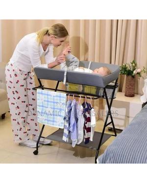 Foldable Baby Changing Station. - thumbnail 2