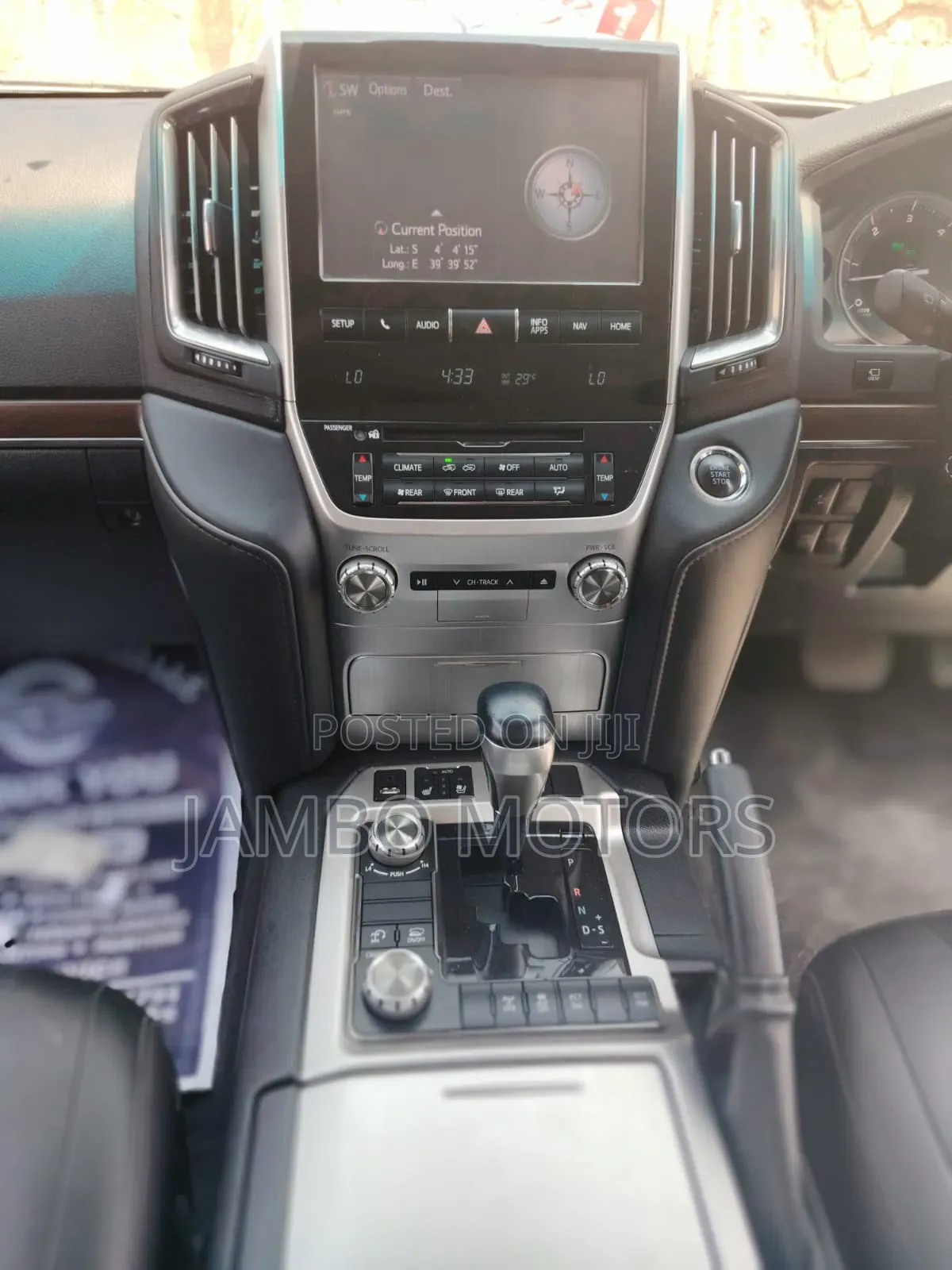Toyota Land Cruiser 4.5 V8 TD 2019 White
