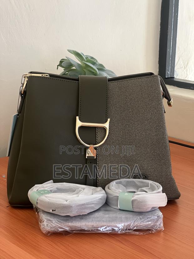 Chris Bella Green Textured - main view