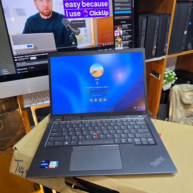 Laptop Lenovo Thinkpad T14s Gen 2 16GB Intel Core I7 SSD 512GB