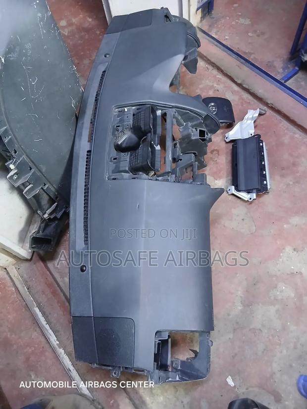 Prado J 150 Dashboard , Steering and Knee Airbags - thumbnail 2