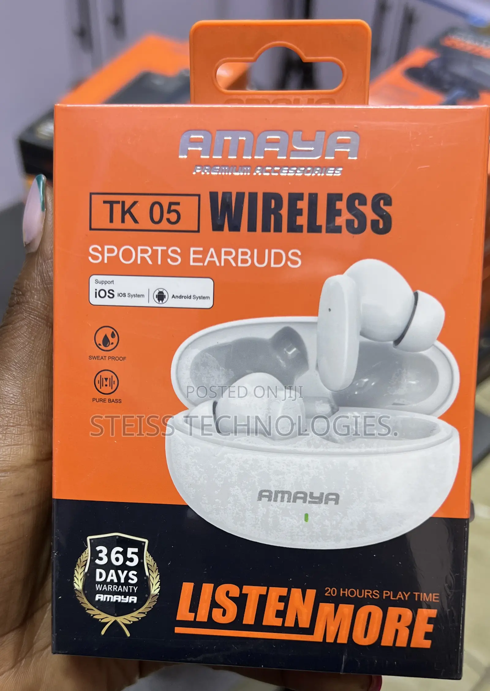 Tk05 White Amaya Earpods