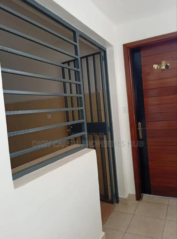 4bdrm Apartment in Parklands/Highridge for sale - thumbnail 3