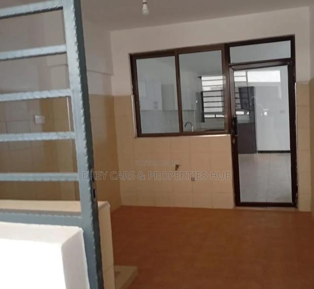 4bdrm Apartment in Parklands/Highridge for sale - thumbnail 5