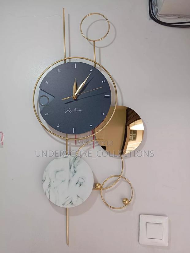 Silent Sweeping Wall Clock - thumbnail 2