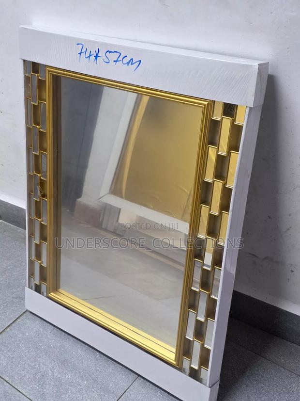 Creative Entrance Decorative Wall Mirror*