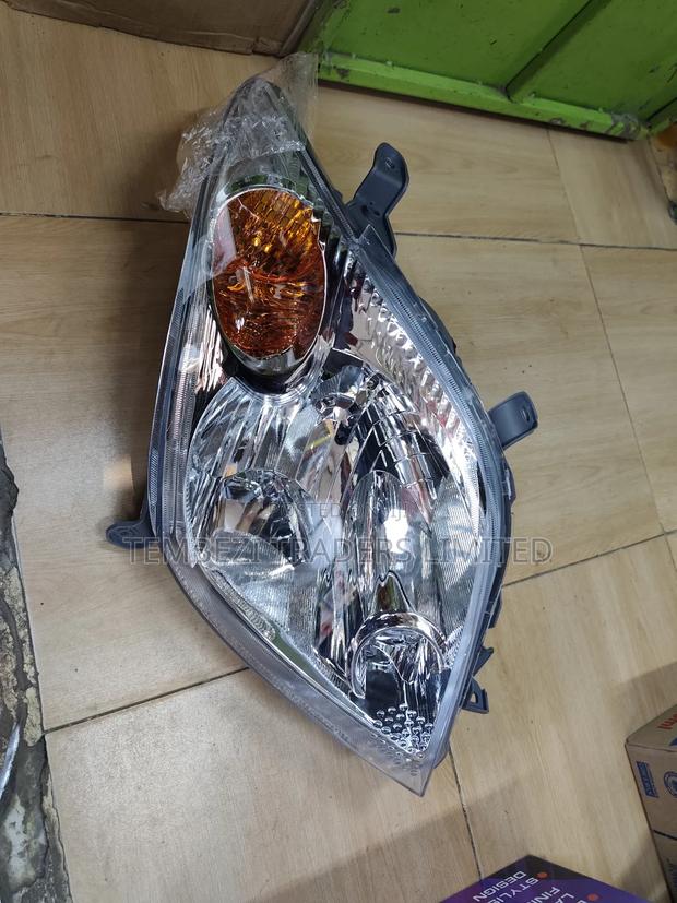 Headlight/Headlamp Toyota Ist Old Model - thumbnail 2