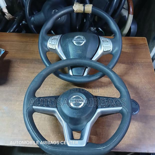 Nissan Note E Power Steering Wheel - thumbnail 2