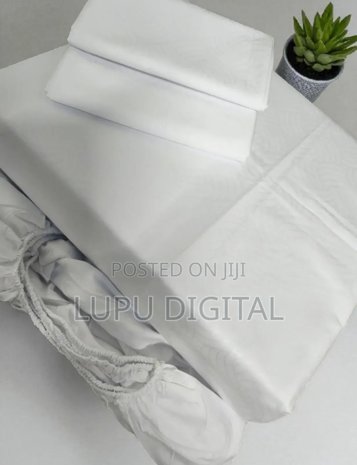 Plain Patterned Fitted Bedsheets*
Size 6by7.
One Fitted Bedsheets